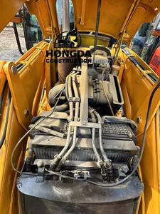 Chargeuse-pelleteuse JCB 4CX d'occasion, moteur essence, connectivité IoT, roulement moteur, boîte de vitesses, pompe, charge nominale 9 tonnes, 92 kW - Product Image 4