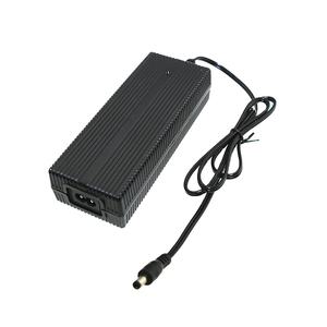 Chargeur de batterie Li-ion 24v 3a 4A 5A 29.4v Chargeur de batterie Lifepo4 au lithium Chargeur de batterie <span class=keywords><strong>24</strong></span> volts - Product Image 1
