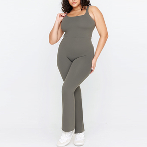 Gym Fitness Wear Soutien-gorge intégré Combinaison de yoga une pièce pleine longueur de grande taille - Product Image 3
