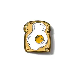 Customized Factory Price Fried Egg on Toast Lapel Pin Breakfast Brunch Food Sunny Side Up Egg Bread Cute Enamel Hat Pin Badge
