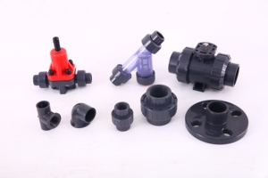 פלסטיק <span class=keywords><strong>pvc</strong></span> 90 אביזרי צינור המרפק צלב ישר מחבר <span class=keywords><strong>pvc</strong></span> עבור אספקת מים - Product Image 6