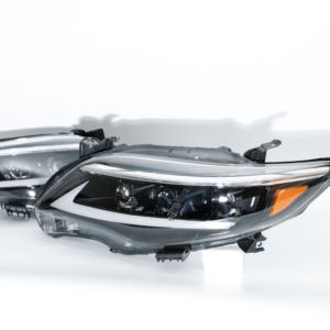 Nouveaux phares 12V améliorés pour remplacement des modèles 2012, 2013, 2014 (versions L/SE/LE/XLE/Hybride) - Product Image 1