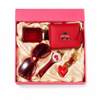 Coffret cadeau de beauté exquis pour femmes, ensemble de montre, parfum, rouge à lèvres, boucles d'oreilles en forme de cœur, kit de 4 pièces, cadeau d'anniversaire, fête des mères