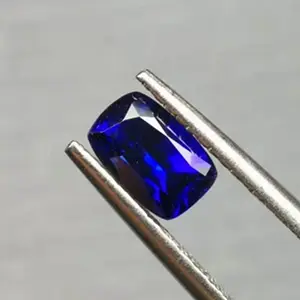 高质量切割宝石与 CGL 的珠宝制作 1.09ct 斯里兰卡天然未加热皇家蓝色蓝宝石