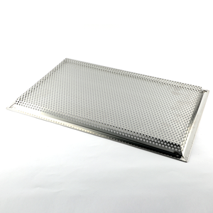 Plaque de cuisson en aluminium argenté 26x18x1 pouce congelable pleine grandeur Plateau perforé haute température pour congélateur en métal pour croustilles de pommes de terre - Product Image 3