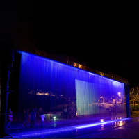 Rideau d'eau numérique moderne avec lumière LED multicolore Produit de jardin graphique en pierre
