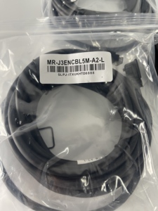 สายเคเบิลเซอร์โวเอนโค้ดเดอร์ MR-J3ENCBL5M-A2-L - Product Image 1