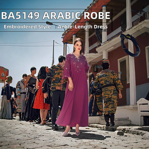 Robe arabe pour femme BA5149, nouvelle collection, couleur <span class=keywords><strong>framboise</strong></span>, printemps, polyester, abaya, broderie, strass, couture à la main, décolleté en cœur - Product Image 3