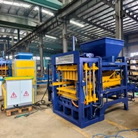 Machine à blocs de béton QT4-15B pour une production de matériaux de construction à haute efficacité