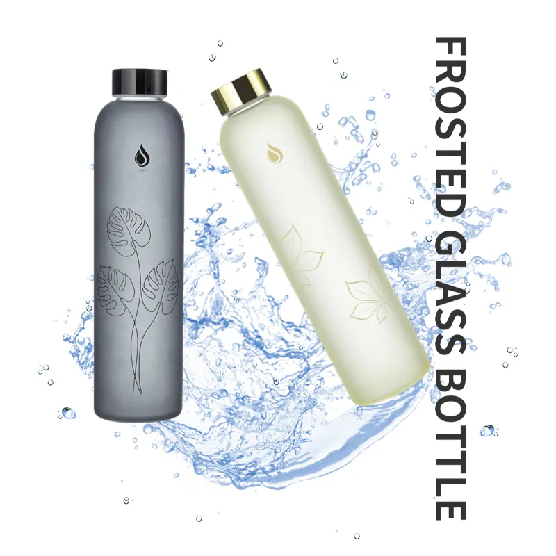 portable high borosilicate 25oz clear frosted glass water bottle for outdoor activity