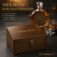 Ensemble de carafe à whisky de luxe en gros, design boussole unique, avec 2 verres et pierres, dans un coffret cadeau en bois