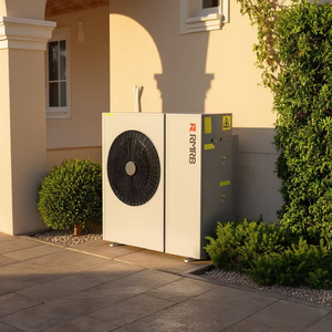 Pompe à chaleur triple fonction 8,2 kW simplifie le système énergétique domestique, offrant chauffage, refroidissement et eau chaude sanitaire toute l'année. - Product Image 3