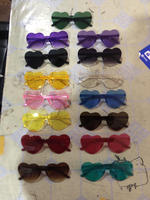 L615 Tendance Transparent Couleur Bonbon Lunettes En Forme D'amour Sans Cadre Lunettes De Fête En Forme De Coeur Surdimensionné Lunettes De Soleil Sans Monture