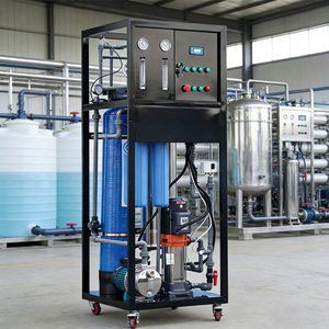 Équipement de traitement <span class=keywords><strong>d</strong></span>'<span class=keywords><strong>eau</strong></span> automatique avec filtre à charbon actif de 500 <span class=keywords><strong>litres</strong></span> par heure, pompe à <span class=keywords><strong>eau</strong></span> brute et pompe de surpression - Product Image 1