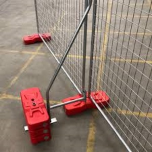 Panneaux de clôture temporaire australiens à prix abordable, soudés à la main, en fil galvanisé de haute qualité, durables, pour le contrôle des foules et la protection des routes - Product Image 2