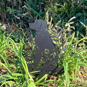 Piquets métalliques noirs flexibles à installation facile pour étiquettes rectangulaires, Décoration de pelouse, Panneau de jardin 'Seven Dwarf', Décoration extérieure, Ornements de jardin - Product Image 5