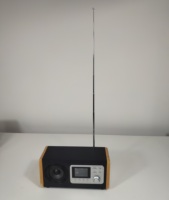 2022 neueste Design Mode Holz Digital DAB Radio mit drahtlosen BT USB FM AUX in & Headset aus