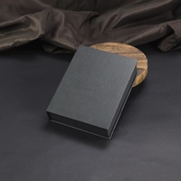 Boîte d'emballage carrée personnalisée avec logo pour jeu de dés, étui de rangement promotionnel pour jeu de table Dungeons and Dragons
