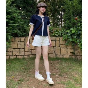 Prix de gros Blouse en mousseline de soie pour femmes, écologique, coupe ajustée, couleur unie, col mandarin à franges, toutes saisons, en provenance du Vietnam - Product Image 1