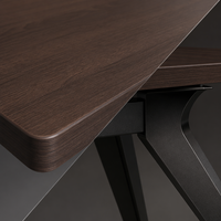 Table de bureau exécutive convertible moderne de luxe en acier inoxydable pour bureau de PDG, bureau de direction haut de gamme avec finition polie miroir