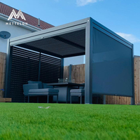 Pergola moderne motorisée en aluminium avec persiennes, imperméable, à fixation murale, auvent de terrasse pour clôture extérieure de jardin