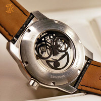 Montres Joker en acier inoxydable OEM avec fond transparent, remontage manuel, montre mécanique en forme de clown pour Halloween, fabricant