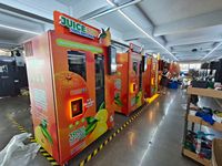 Máquina Expendedora de Zumo de Naranja Fresco Totalmente Automática con Pago con Tarjeta de Crédito, Monedas y Código QR para Centros Comerciales