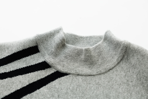 Pull en laine tricoté sur mesure pour femme, motif <span class=keywords><strong>zèbre</strong></span> abstrait, col montant, manches trois-quarts, coupe ample, fabrication OEM - Product Image 3