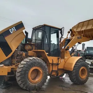 Chargeuse sur pneus d'occasion Caterpillar 962G fabriquée au Japon à vendre avec un bon état et des heures de travail réduites - Product Image 1