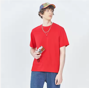เสื้อยืดคอกลมแขนสั้นผู้ชาย พิมพ์ลายตัวอักษรด้านหน้า สไตล์ลำลอง ทรงปกติ ผ้าคอตตอนเจอร์ซีย์ 100% รับสกรีนโลโก้ตามแบบ - Product Image 5