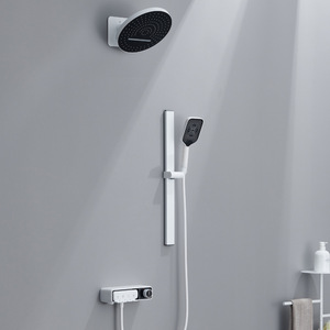 Sistema Doccia Moderno a Parete in Rame <span class=keywords><strong>Bianco</strong></span> con <span class=keywords><strong>Soffione</strong></span> Rotondo - Product Image 1