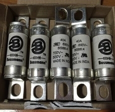 नई और मूल सिरेमिक फ्यूज BS88:4 25ET 25A 32ET 32a 35ET 35A 56ET 56a 63ET 63A 80ET 80A 690V देरी धीमी पिघलने फ्यूज - Product Image 5