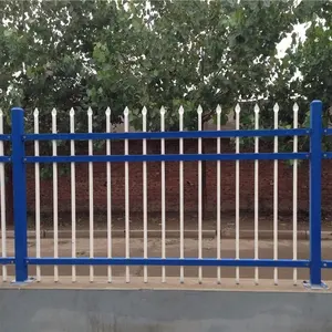 Tübüler siyah alüminyum çit panelleri bahçe toz kaplı üst mızrak Metal ev çit kafes kapıları galvanizli boru palet