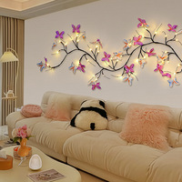 Fleurs artificielles de lumière de rotin de papillon de LED romantique pour le modèle de mur de chambre à coucher de décoration intérieure avec la disposition de simulation de branche