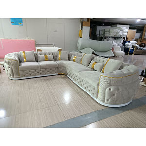 أريكة تشيسترفيلد عصرية فاخرة من قماش المخمل مع أزرار مزخرفة على شكل حرف L، أريكة زاوية لغرفة المعيشة، طقم أثاث قطاعي - Product Image 3