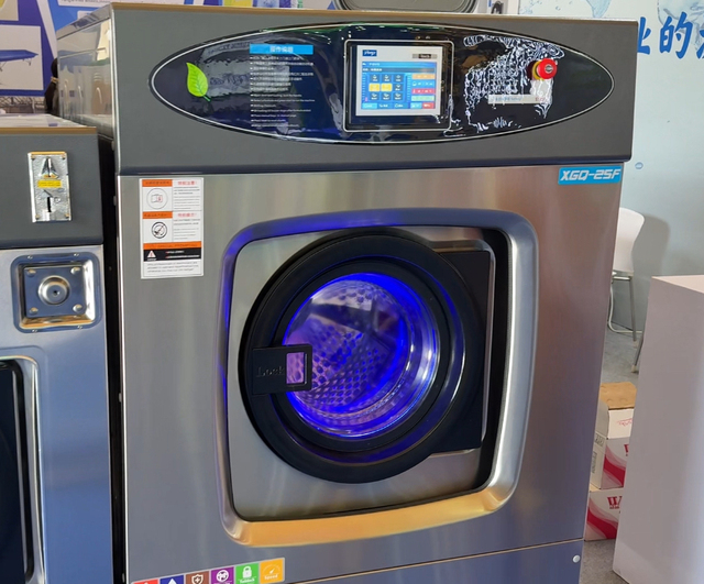 15kg to 30kg Large Capacity Industrial Cloth Washing Machine Industrial Washer Extractor for Commercial Use