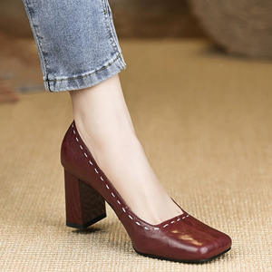 รองเท้าโลฟเฟอร์หนังพื้นนิ่มพรีเมียม สไตล์เจ้าสาว สวมใส่ง่าย แฟชั่นมาแรงปี 2026 ฤดูร้อน-ใบไม้ร่วง สไตล์ฝรั่งเศส แมรี่เจน ส้นสูงลำลอง - Product Image 1