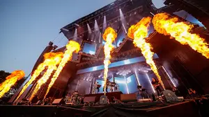 MOKA SFX proyektor api kepala bergerak IP65, tahan hujan 8-10m pelempar api gelombang DMX mesin api untuk panggung DJ konser - Product Image 3