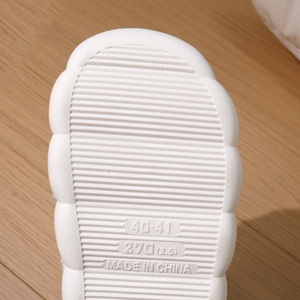 Pantuflas de Diseño con Suela de EVA de Alta Calidad al por Mayor para Mujer, Pantuflas de Peluche para Mujer con Garantía de Calidad - Product Image 6