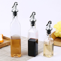 Bouteille Distributrice d'Huile d'Olive en Verre Carrée 150ml 250ml 500ml, Ensemble Distributeur de Vinaigre, Cruche à Huile et Vinaigre avec Bec Verseur en Verre