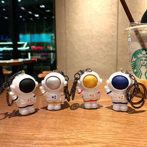 Porte-clés en plastique PVC 3D, motif astronaute robot <span class=keywords><strong>de</strong></span> dessin animé mignon, personnage <span class=keywords><strong>de</strong></span> l'histoire, pour sac à dos - Product Image 4