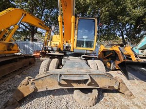 Excavadora de Ruedas Hyundai 210W-9T Usada, 2700 Horas de Uso, Estado Original, Excavadoras de Segunda Mano en Stock - Product Image 3