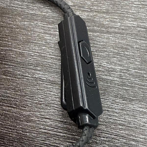 Écouteurs intra-auriculaires <span class=keywords><strong>Audiophile</strong></span> Gym avec prise d'interface basse 3.5mm Lecteur de <span class=keywords><strong>carte</strong></span> magnétique Écouteurs en métal pour l'écoute de la musique - Product Image 6