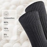 Chaussettes noires côtelées mi-mollet pour baskets, uniformes de travail, tenues scolaires et style décontracté