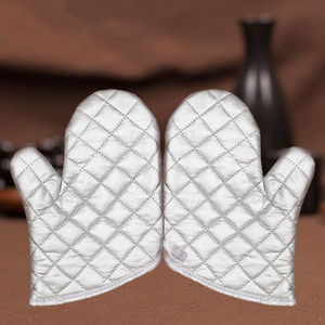 Silver Heat-Resisting Thick Cotton Kitchen Oven Mitts Printed Cooking <b>Gloves</b> for Baking and BBQ Custom Logo Silicone Material - Product Image 2