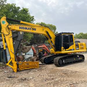 รถขุดไฮดรอลิกขนาดกลางมือสอง โคมัตสึ PC200-8 คุณภาพเยี่ยม สภาพดีเยี่ยม ของแท้ น้ำหนัก 20 ตัน P200 - Product Image 6