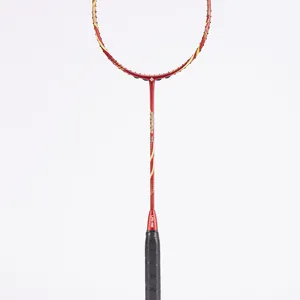 Çin orijinal fabrika kaynağı doğrudan satış ucuz fiyat karbon badminton raketi