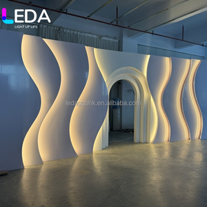 LEDA - Fondo de Escenario Moderno para Bodas, Diseño de Ondas Blancas, PVC 3D, Decoración de Escenario con Luz LED - Product Image 3
