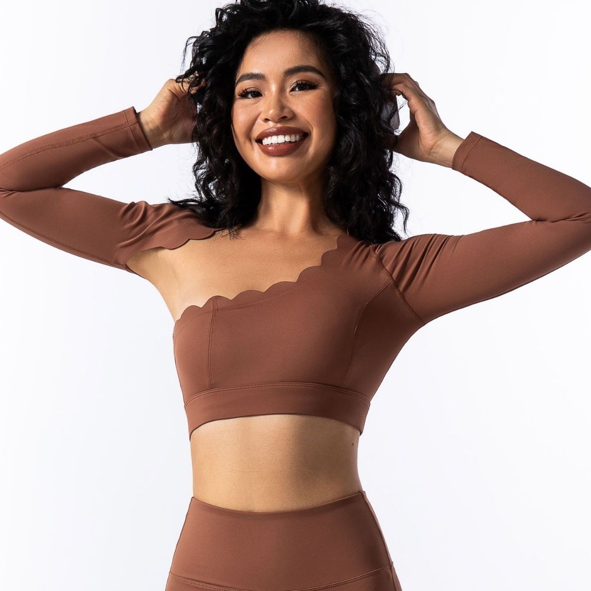 Lightweight Pullover Sports Top for Yoga Pilates Training Quick-Drying Breathable Irregular Long-Sleeved High-Elastic Front