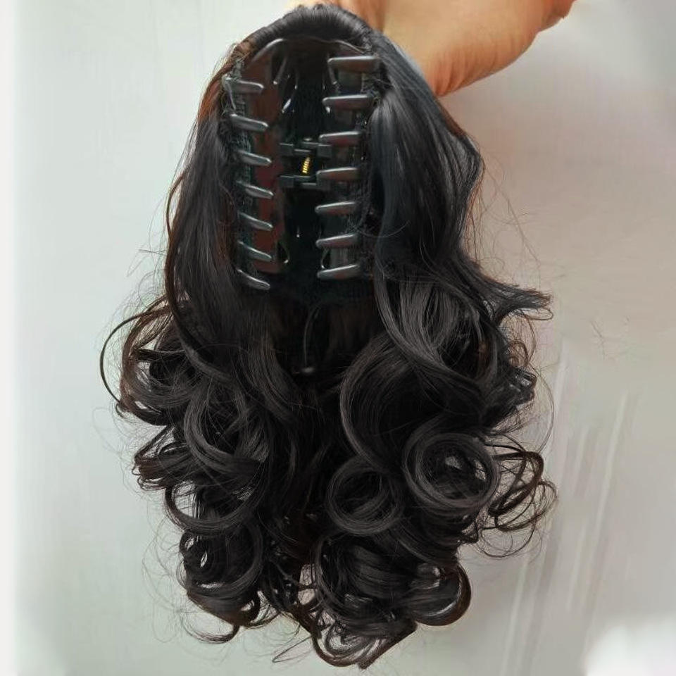 ผมหางม้าสั้นหยิก ติดกิ๊บใหญ่ [น้ำตาล-ดำ]